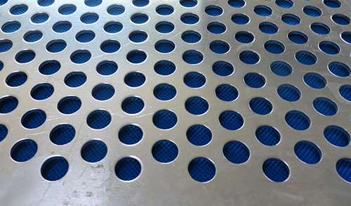 圓孔沖孔(kong)網的度如何(hé)保證