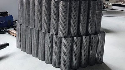 沖孔直(zhi)縫焊管(guan)