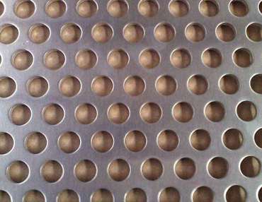 沖孔網因(yin)材質可以用(yong)于裝飾