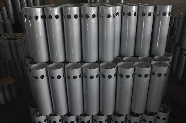 沖孔鋁(lǚ)管生産廠家